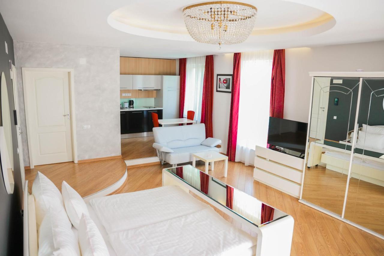 APARTHOTEL Panoramis Residence Oradea Exterior foto