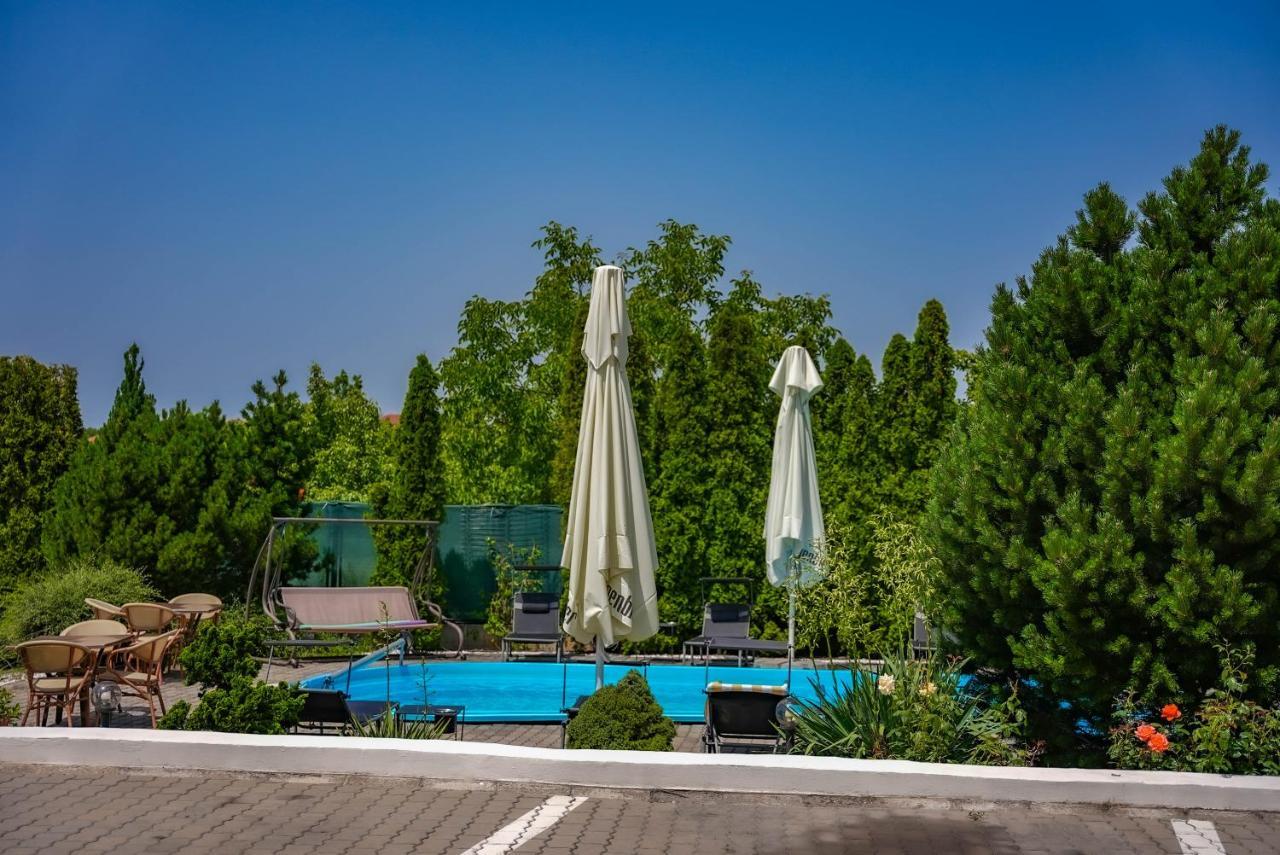 APARTHOTEL Panoramis Residence Oradea Exterior foto